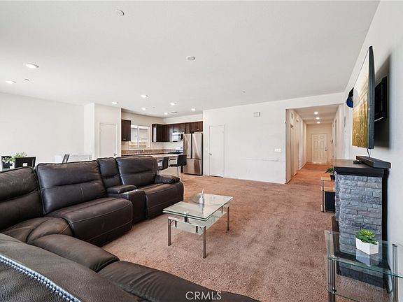 4th image of 11556 Alisa Dr