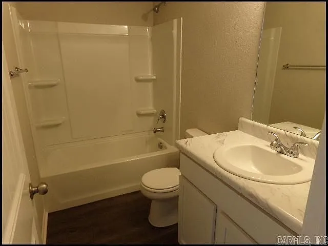 1935 Auburn Hills Dr — Photo 13