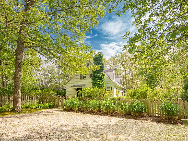 128 Three Mile Harbor Hc Rd — Photo 48