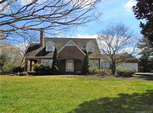 127 3rd Ave SW, Catawba, NC 28609