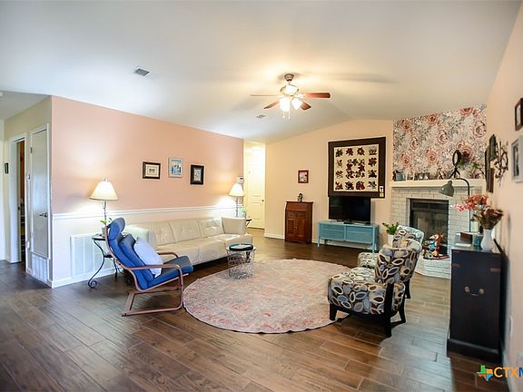 4th image of 4709 Brian Dr