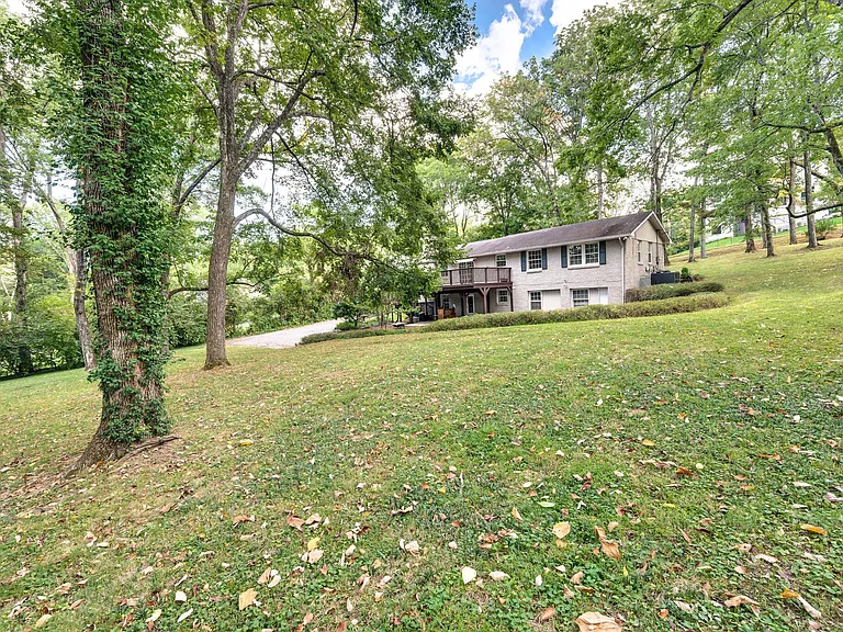 3529 Trimble Rd — Photo 16