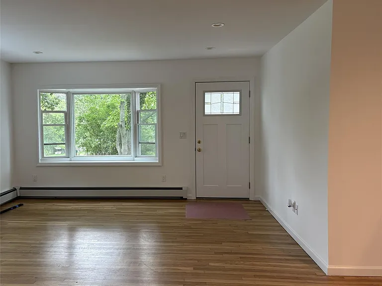 50 Pine St — Photo 21
