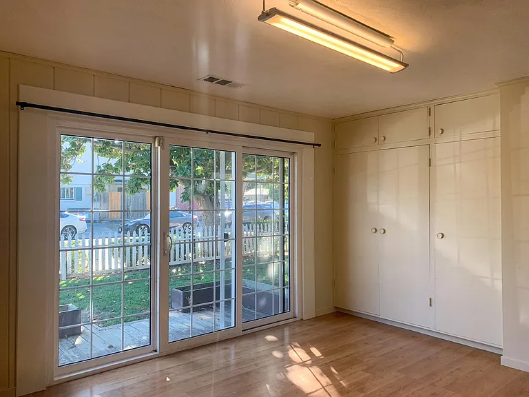 198 Dalma Dr — Photo 11