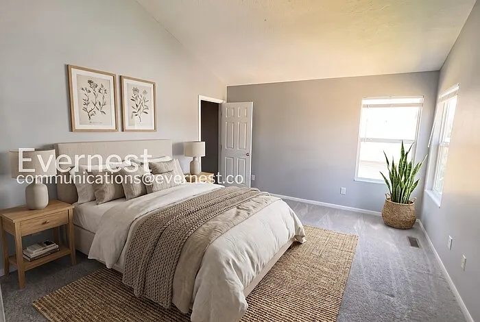 3 bed, 2.5 bath, 1584 sqft, $2,225 — Photo 4