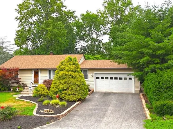 219 N Madison Ave, Hammonton, NJ 08037