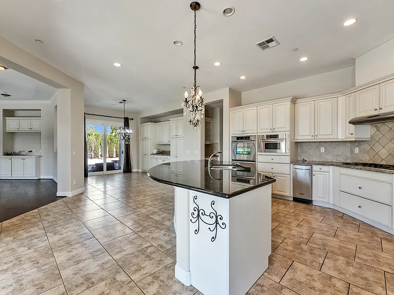 13143 Carriage Trail Ct — Photo 23