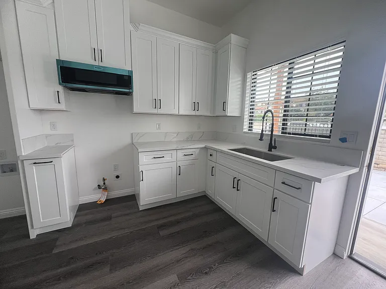 504 E Newmark Ave #A — Photo 9