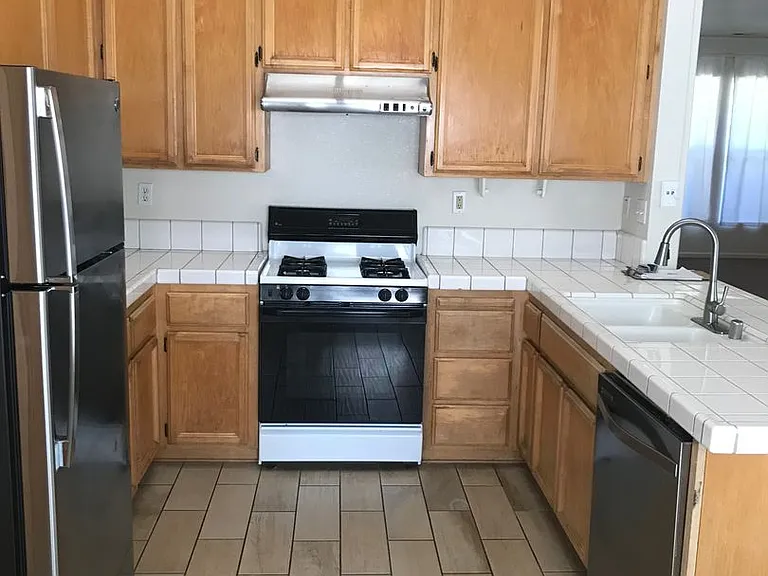 3008 Mallorca Ln — Photo 9