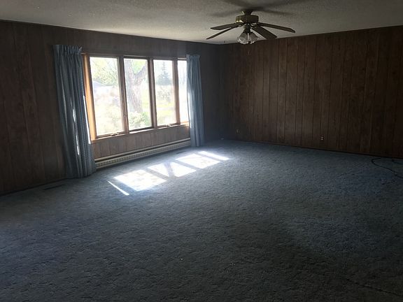 3rd image of 1759 Hawthorne Ave