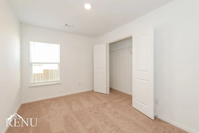 137 Scarborough Bnd — Photo 15