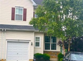 985 King Way, Breinigsville, PA 18031