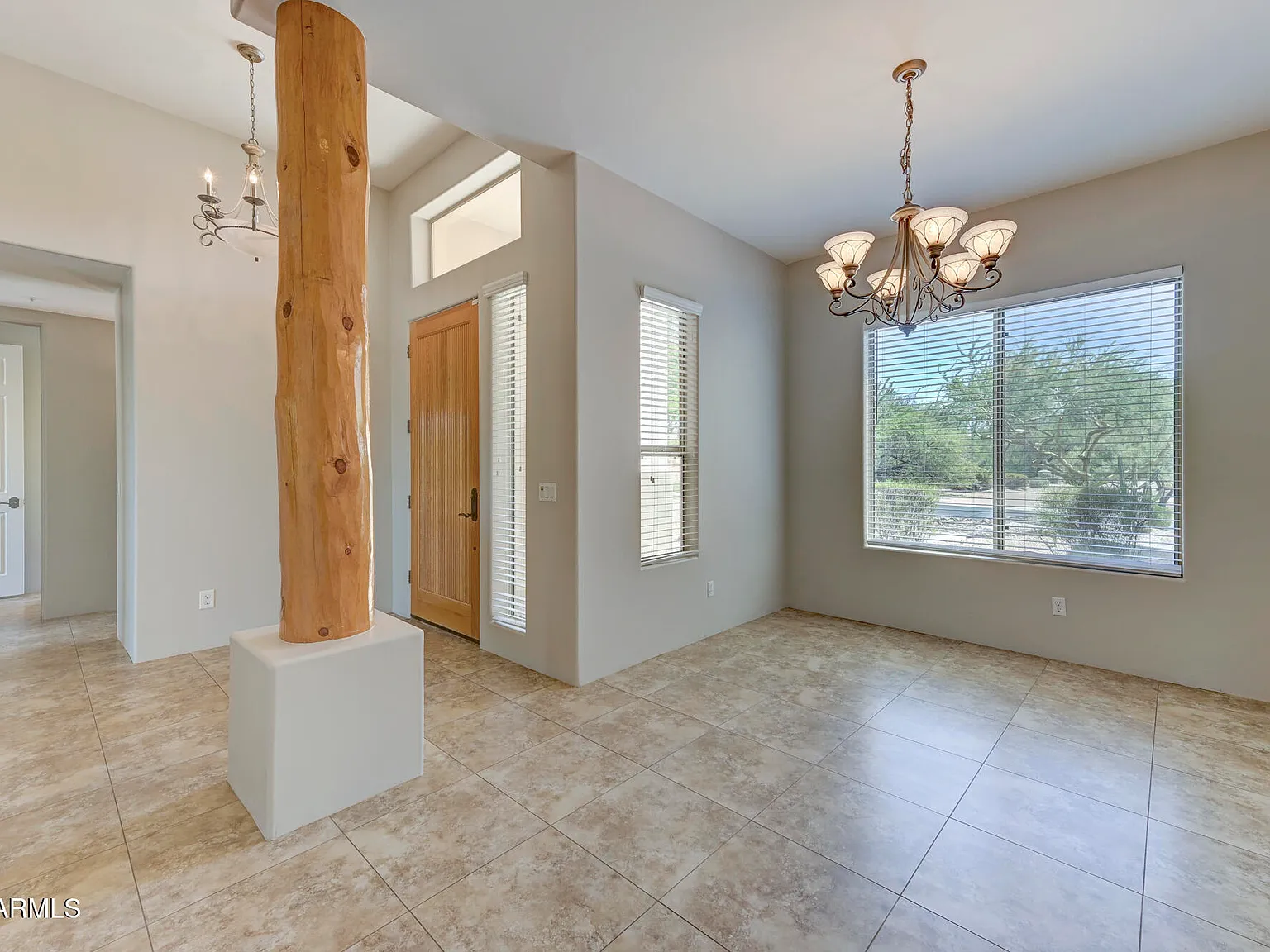 3 bed, 2.0 bath, 1850 sqft, $4,990 — Photo 4