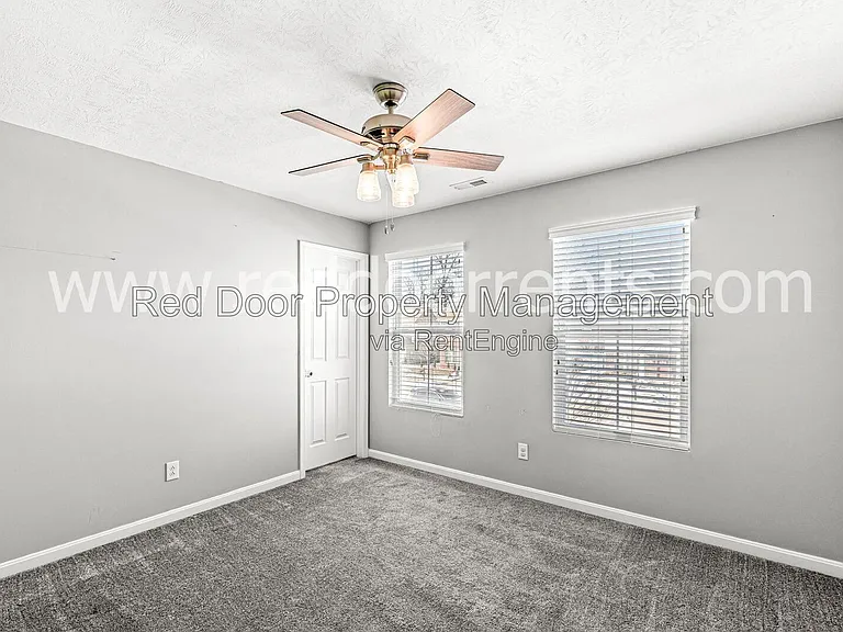 2313 Trefoil Dr — Photo 31