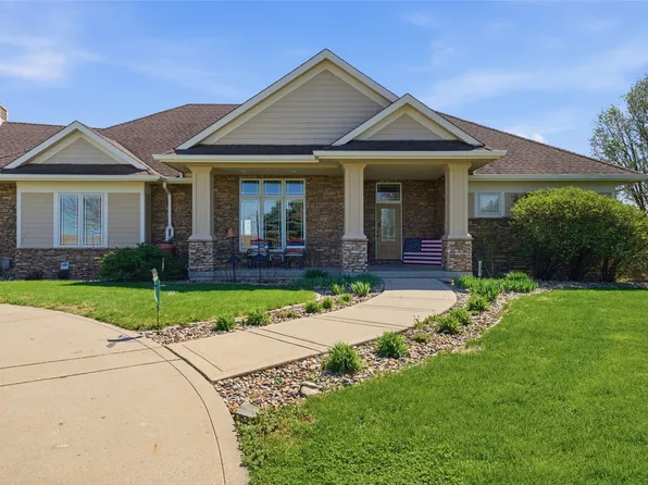 29266 310th St, Waukee, IA 50263