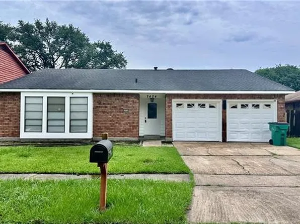 2424 Park Place Dr, Gretna, LA 70056