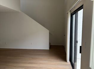 1611 Camden Ave APT 203, Los Angeles, CA 90025