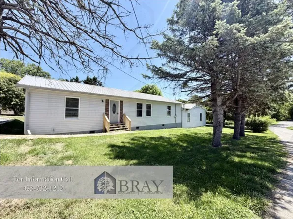 307 Honeysuckle Dr