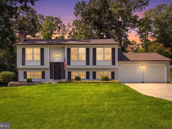 21255 Scarborough Dr, Lexington Park, MD 20653