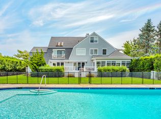 245 Oneck Ln, Westhampton Beach, NY 11978