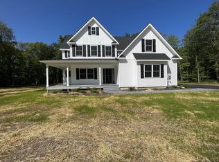 10 Degroodt Dr, Wallkill, NY 12589