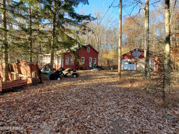 209 Urban Rd, Hawley, PA 18428