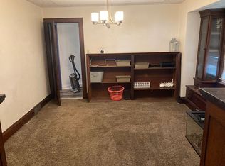 1304 W Waterloo Rd, Akron, OH 44314