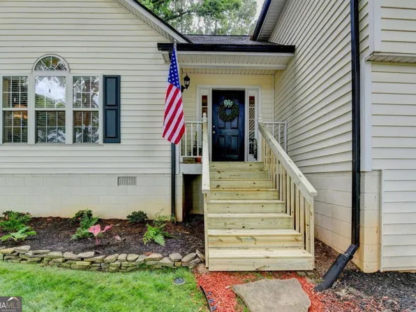 95 N Gwinnett St, Buford, GA 30518