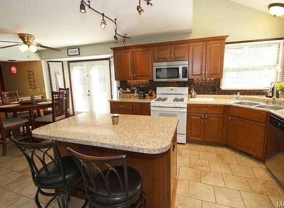 4th image of 2478 Cripple Creek Dr