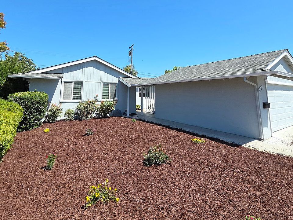 1st image of 2965 Millar Ave