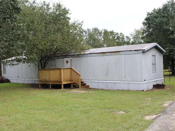 3967 Hal Galerneau Ln, Graceville, FL 32440