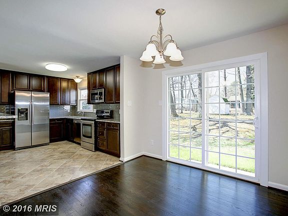 5th image of 12626 Leeway Ct