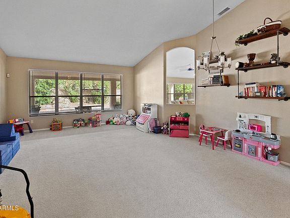 5th image of 5434 W SAINT JOHN Road