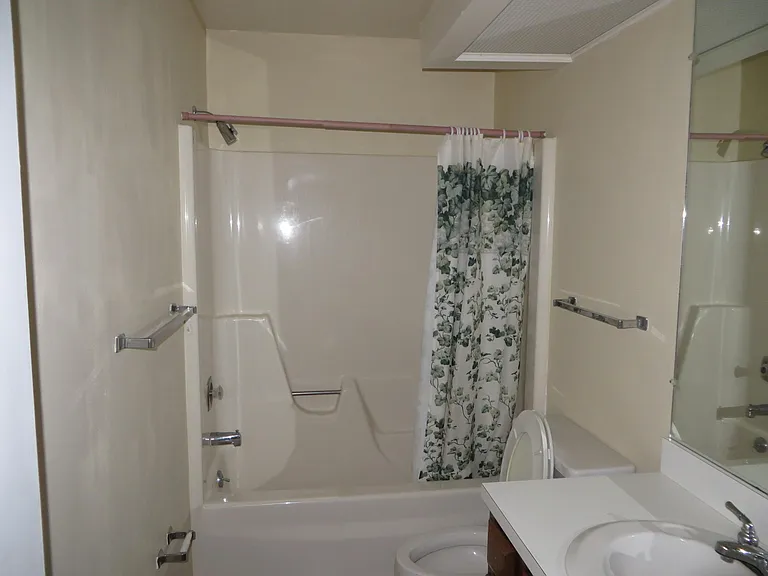 37 Vista Gardens Trl #201 — Photo 14