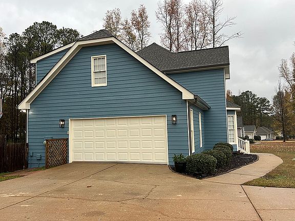 5th image of 640 N Oakland Cir