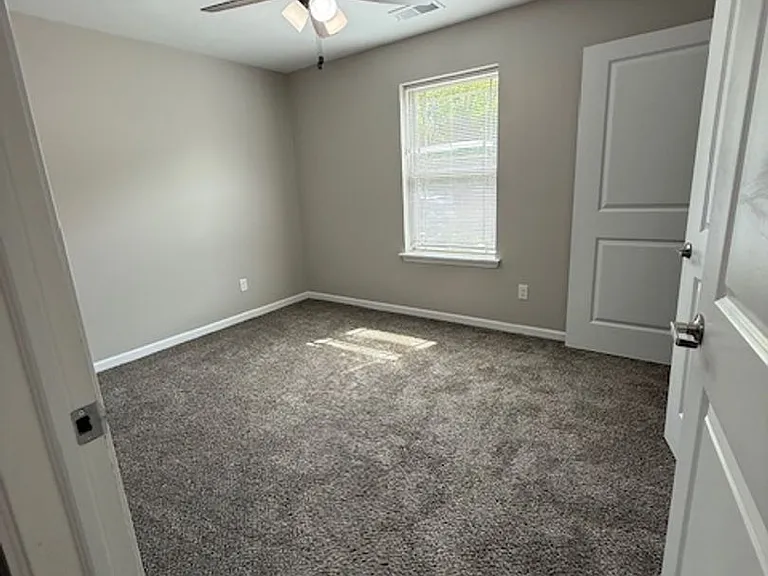 Cypress Ridge Apartments — Photo 36
