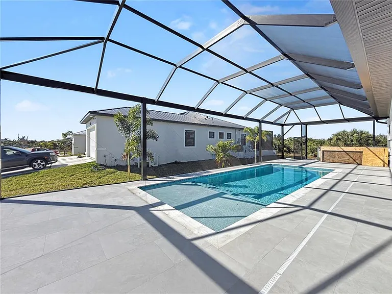 14687 Lillian Cir — Photo 39