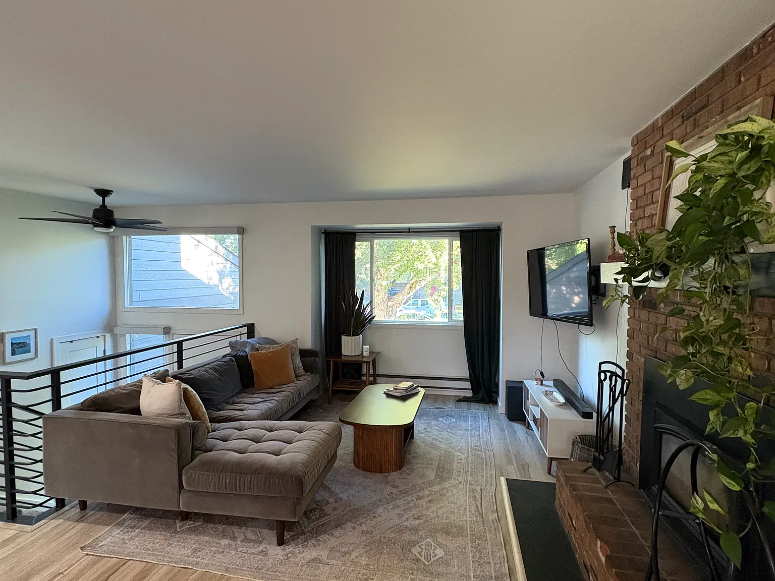 2 bed, 1.5 bath, 1240 sqft, $2,600 — Photo 4