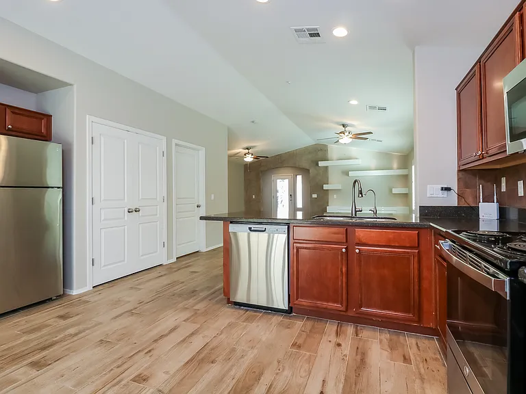 12751 W Desert Mirage Dr — Photo 5