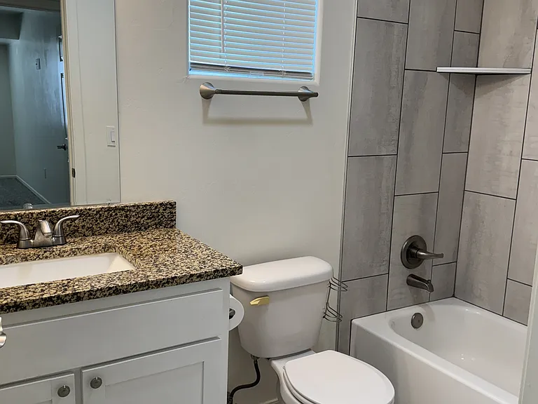 5915 S Calle Sueno Hermoso #2 — Photo 8