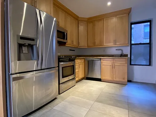 Rented by Beekman Street Realty | media 1