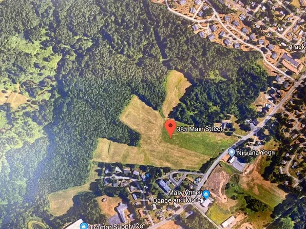 385 Main St, Easthampton, MA 01027