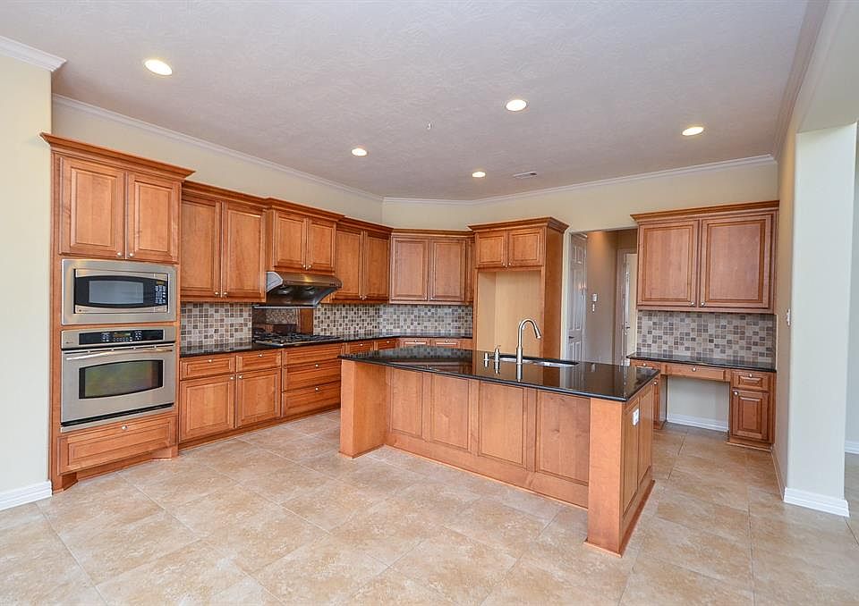1st image of 4530 Estella Ct