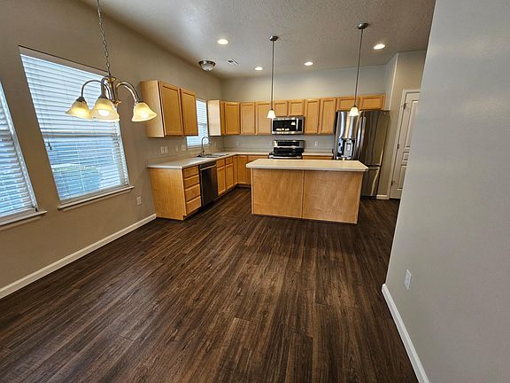 Kitchen & Dining Room