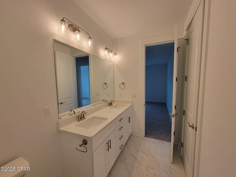 824 Walsonham Dr — Photo 24