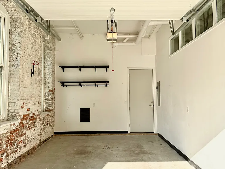 813 Broadway St #101 — Photo 4