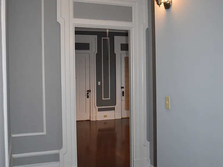 Apartment Passage