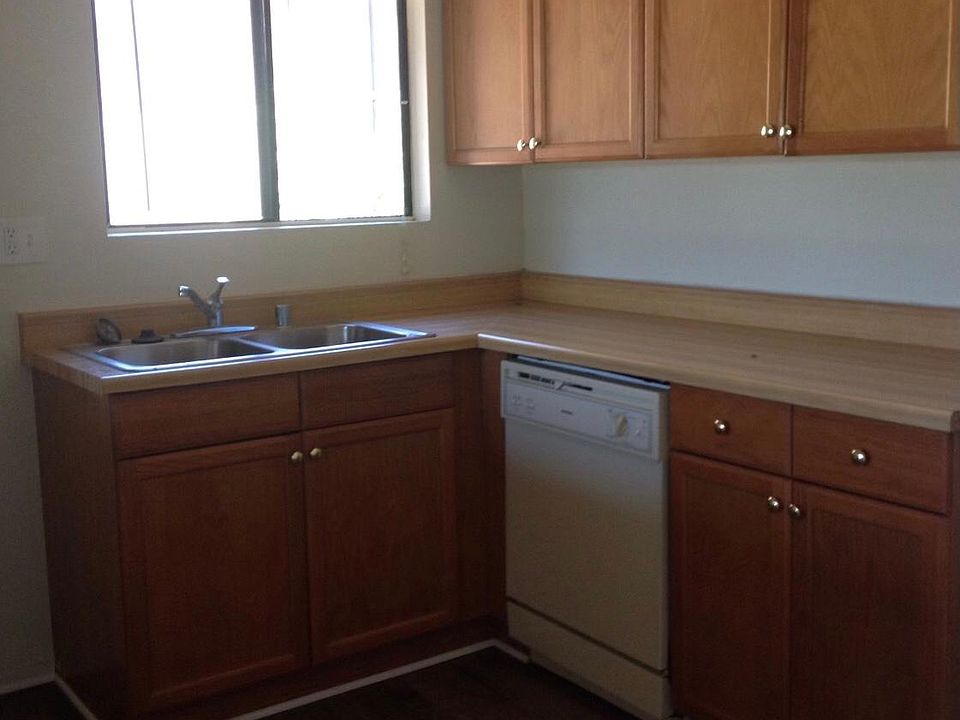 1st image of 3927 Sierra Hwy #108