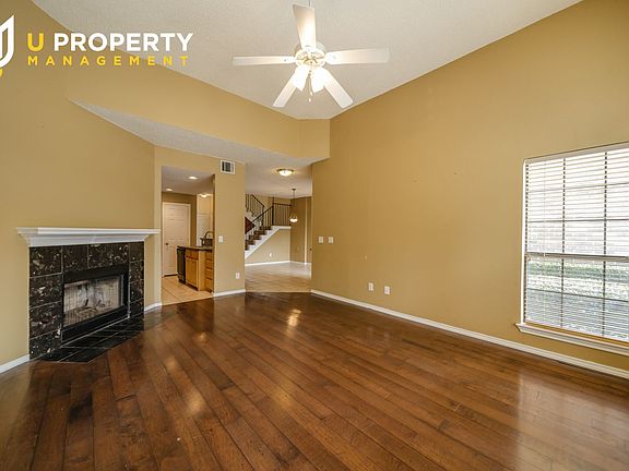 4th image of 3325 Devonshire Dr