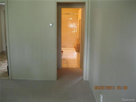 4th image of 26210 Hickler Ln